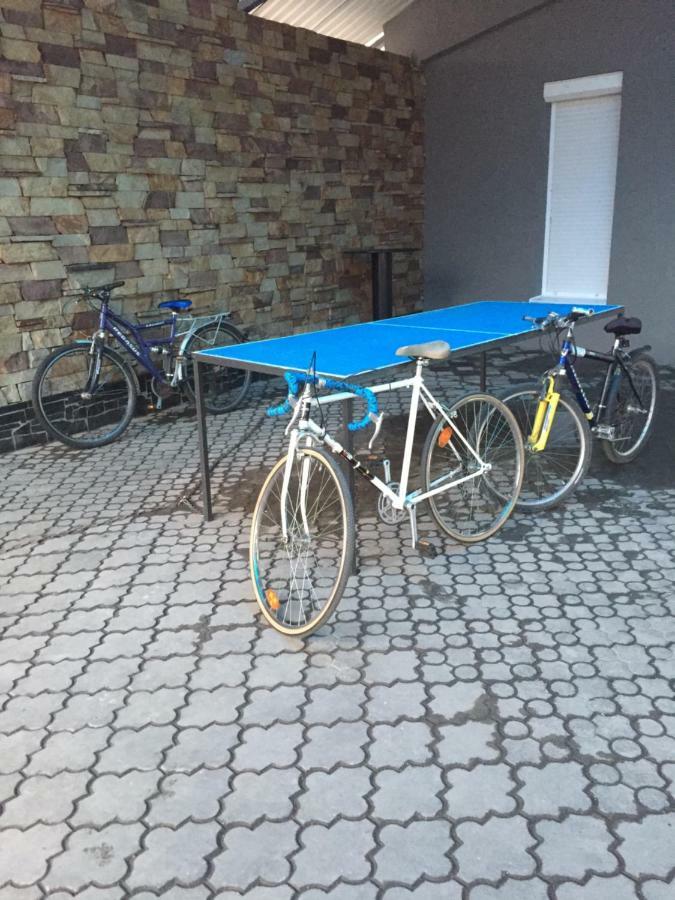 Hostel -Hotel Granat Rivne City Bagian luar foto