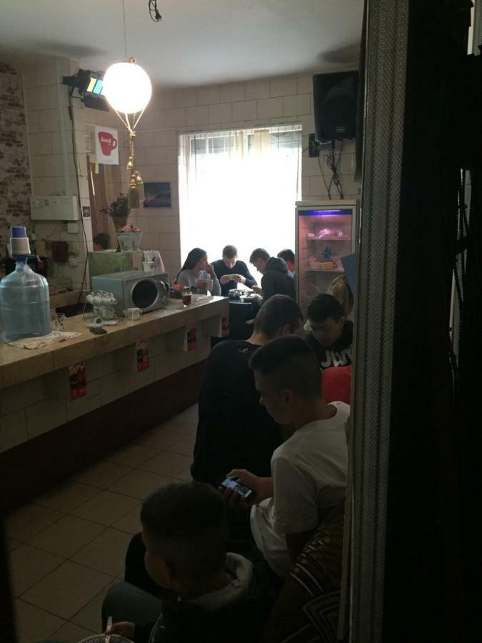 Hostel -Hotel Granat Rivne City Bagian luar foto